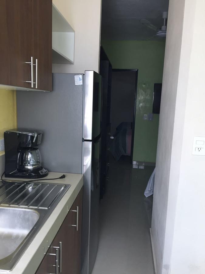 Hotel Suites La Roca Канкун Экстерьер фото