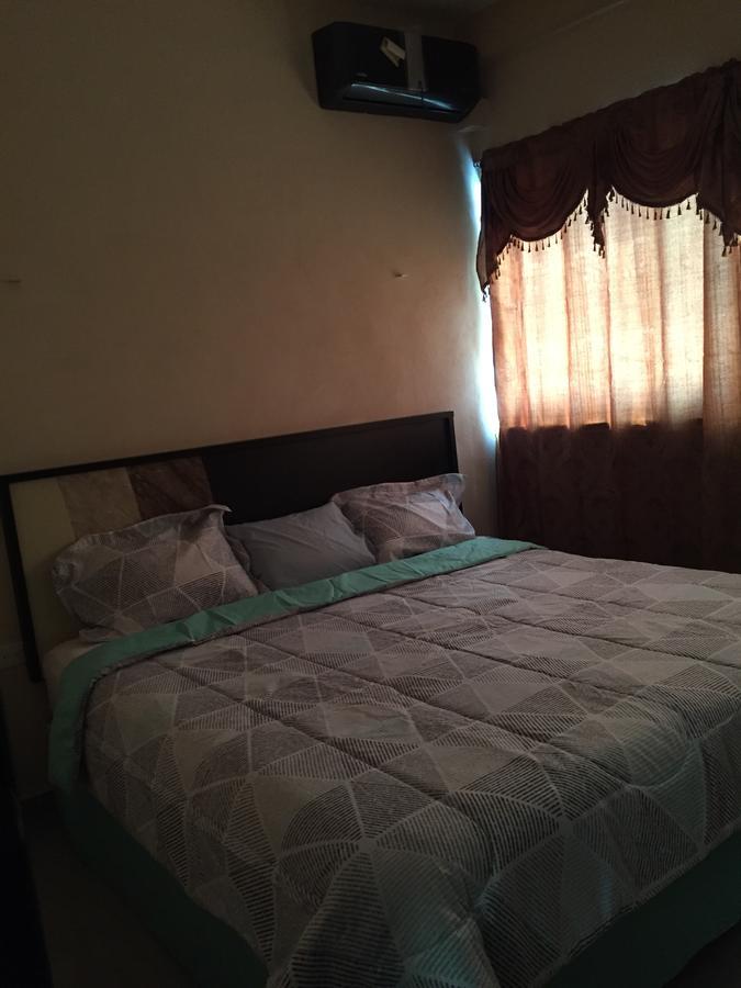 Hotel Suites La Roca Канкун Экстерьер фото