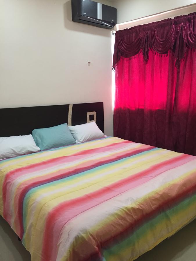 Hotel Suites La Roca Канкун Экстерьер фото